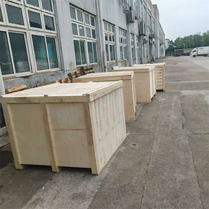 平阳县尼勒克县：物流专线的高效货运之旅